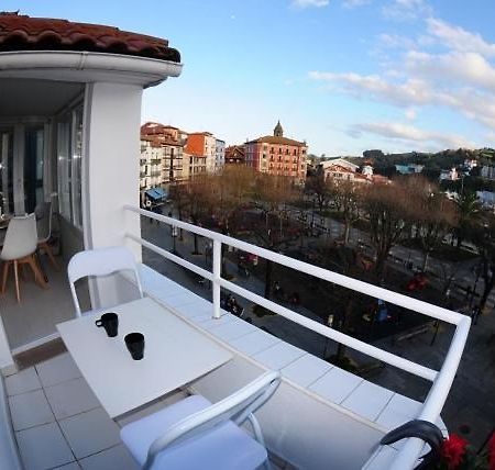 Apartamentos Urdaibai 5 แบร์เมโอ ภายนอก รูปภาพ